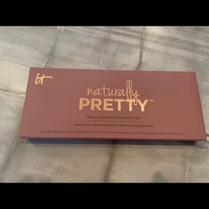 It cosmetics naturally pretty palette, brand new